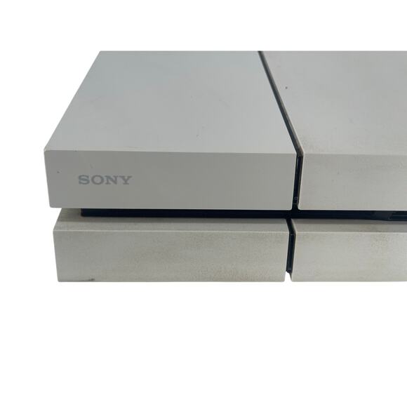 Sony PlayStation 4 500GB White Game Console CUH-1115A - Picture 3 of 8